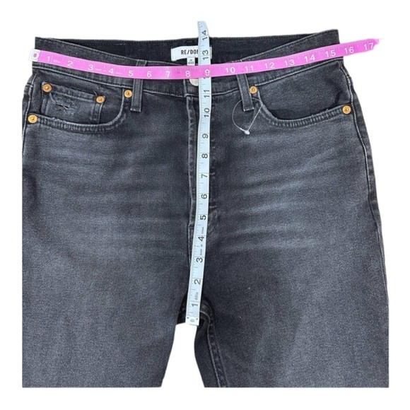 Re/Done 90s High Rise Ankle Crop Slim Fit Jeans in Faded Black unfinished hem - Picture 6 of 9